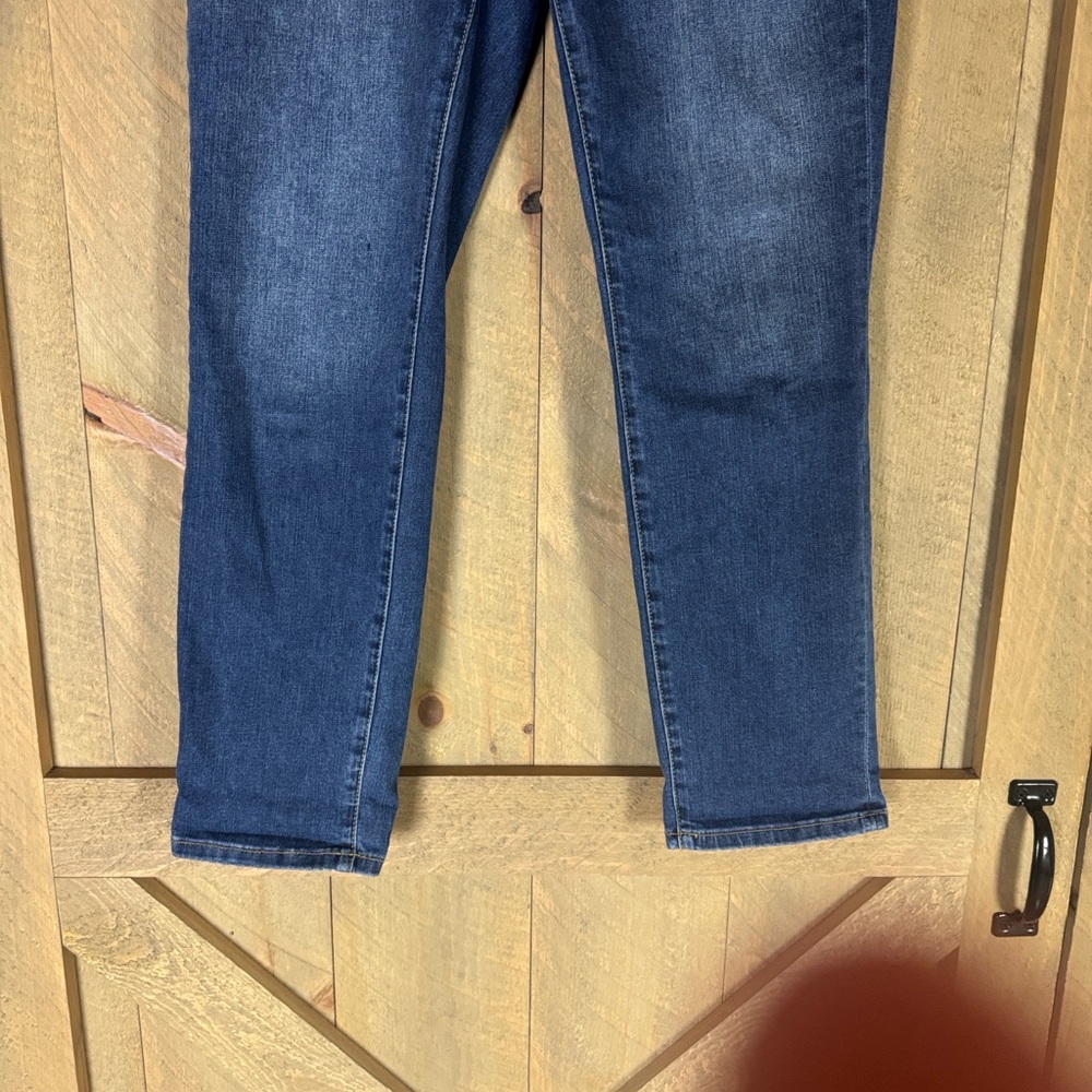 Judy Blue high rise Cool Denim boyfriend denim jeans Size 9 / 29 - Picture 8 of 15